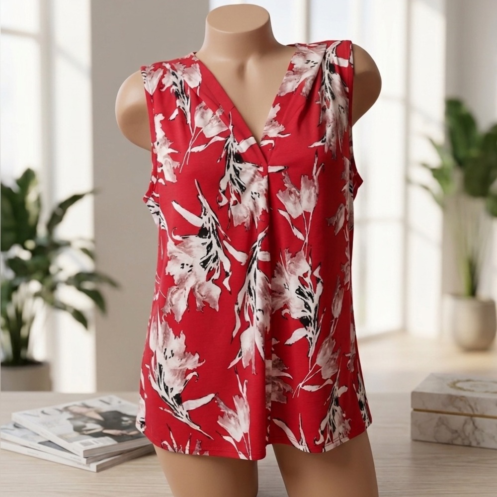 Sew in Love red floral tank v-neck blouse size Large